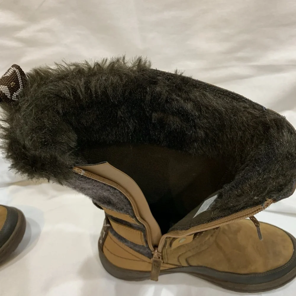 Merrell Sylva‎ Waterproof (Tan) Tall Winter Boots Size 7 Women's 200 Gram Insu-